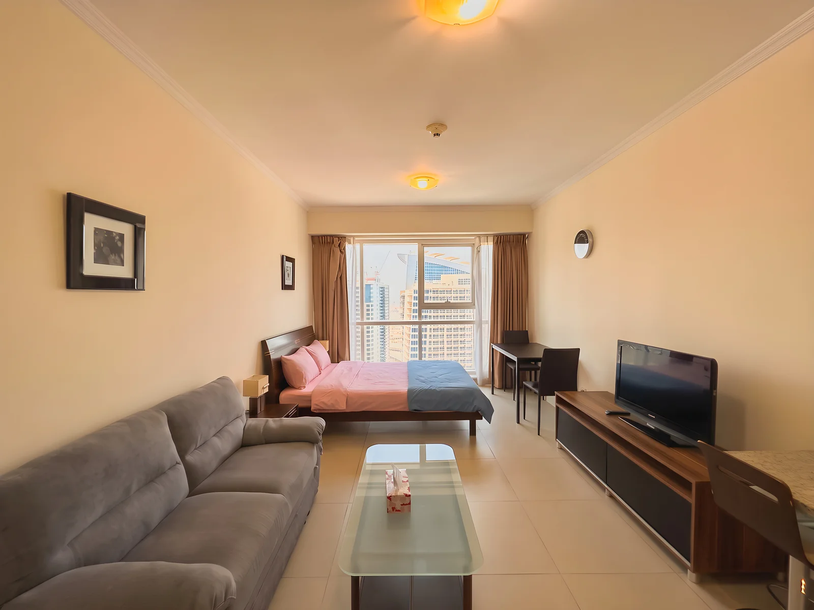 Studio Vacant Lake View Fully Furnished