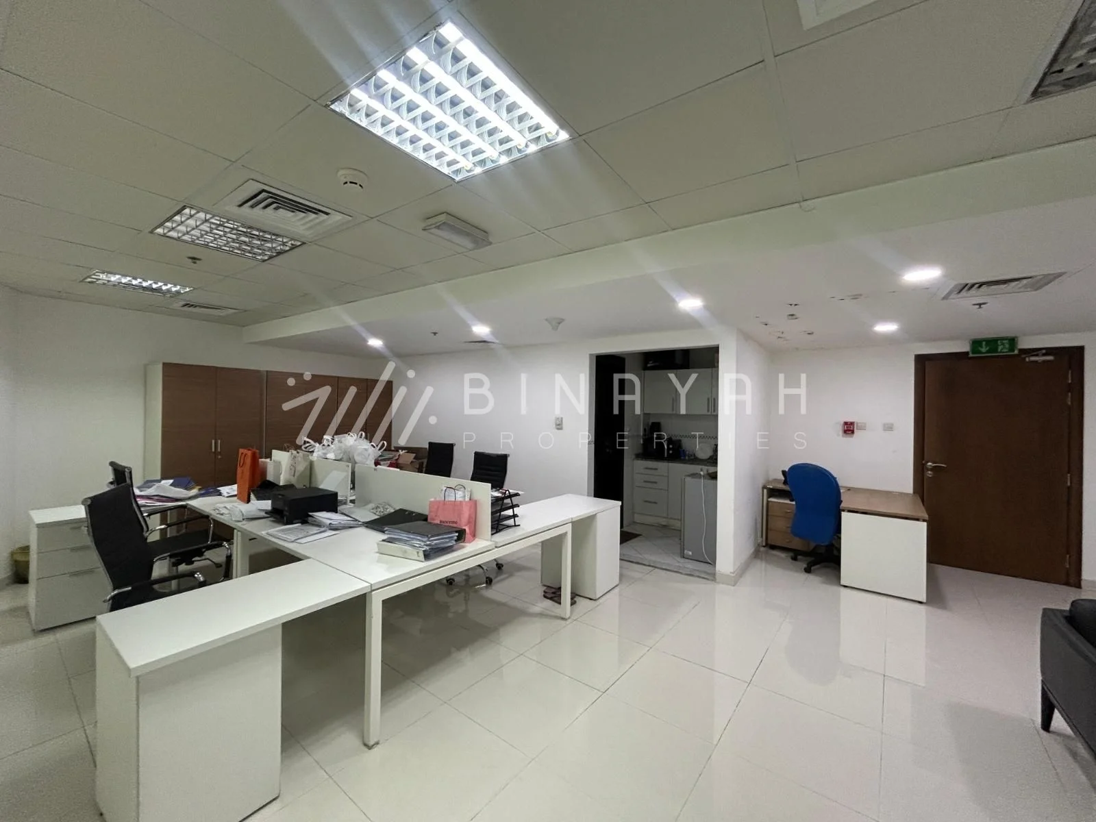 Spacious Fully Furnished Ready To Move